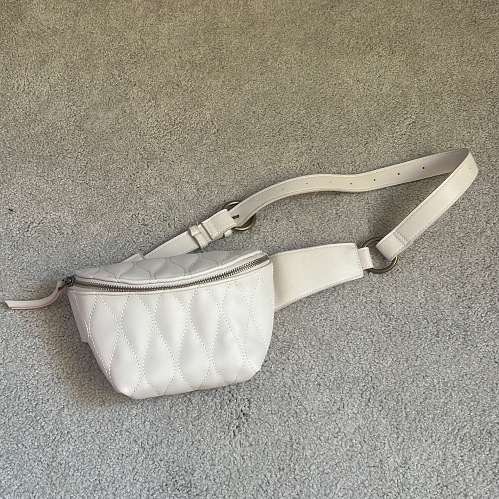 Crossbody, cream 🍨